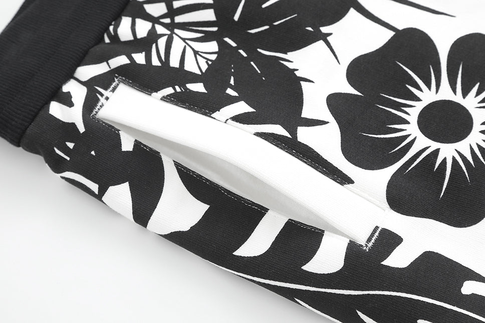 Black-WhiteFloral Palm Ross 6" Shorts