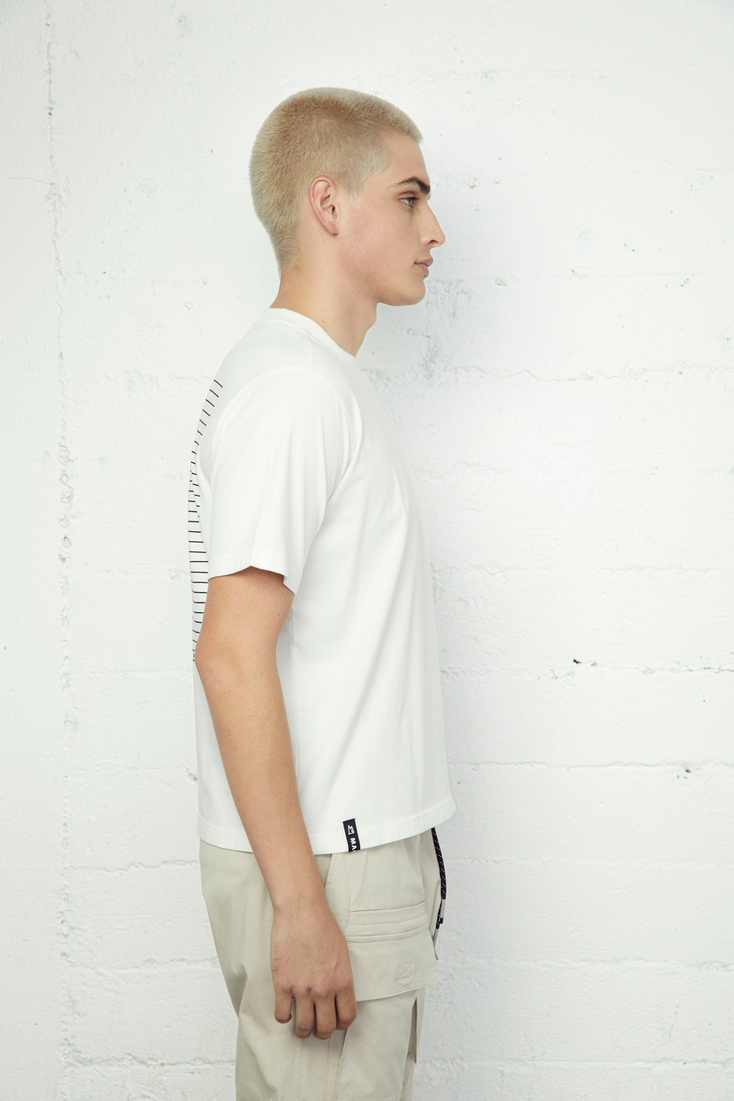Waves Relaxed Graphic Tee