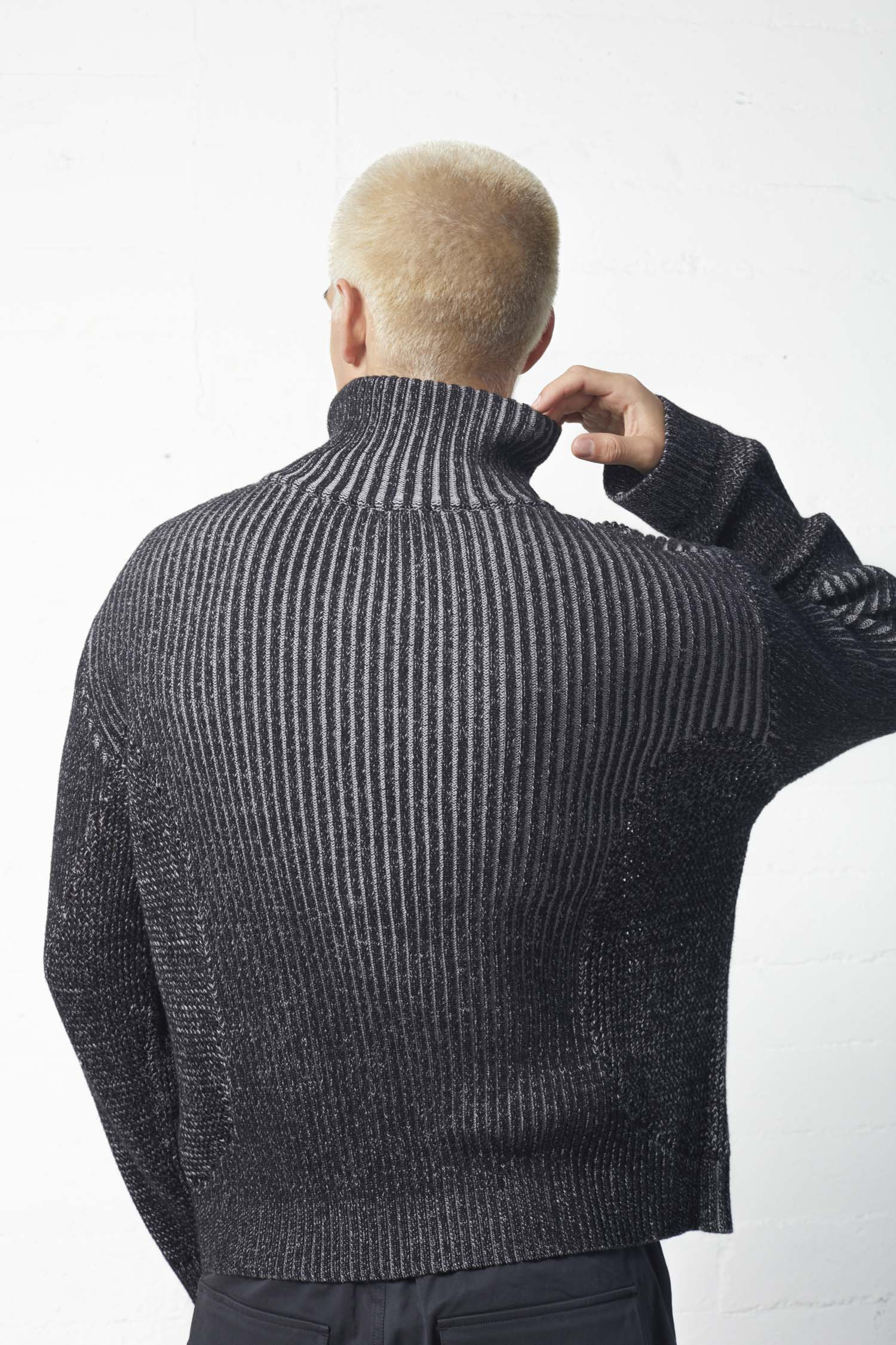 Silica Zip-Up Sweater