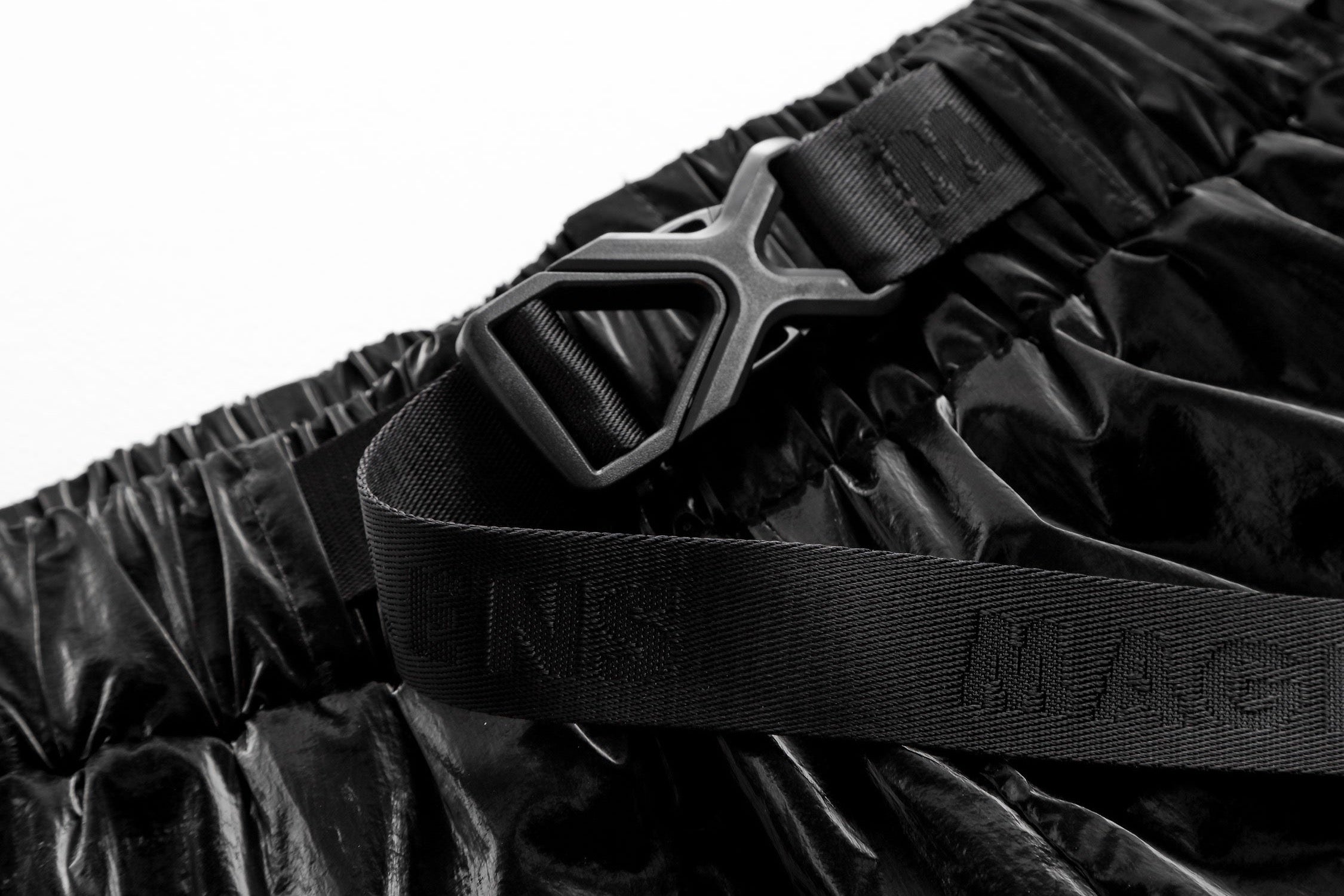 Saber Cargo Running Shorts