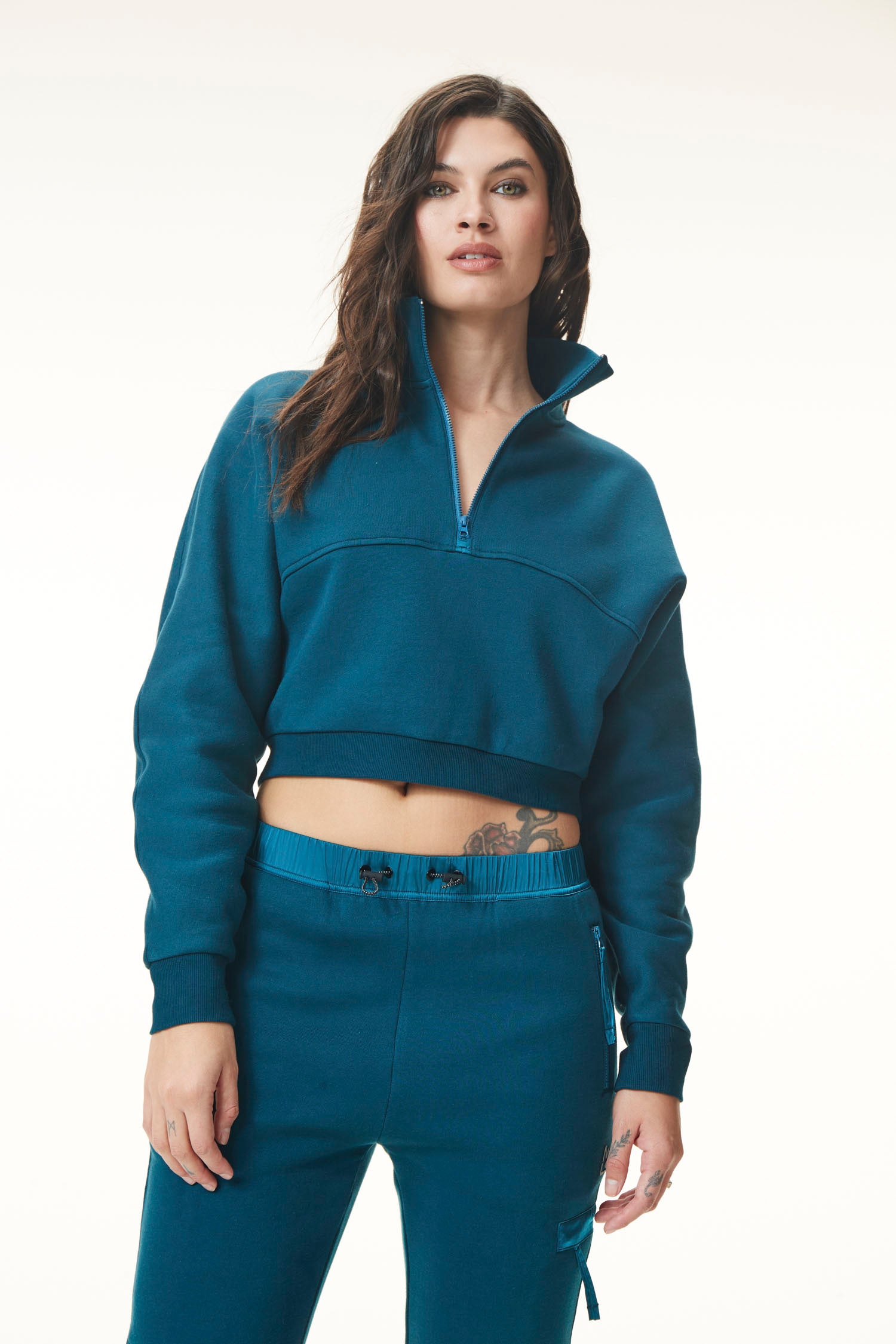 Sirius Funnel Neck Sweatshirt