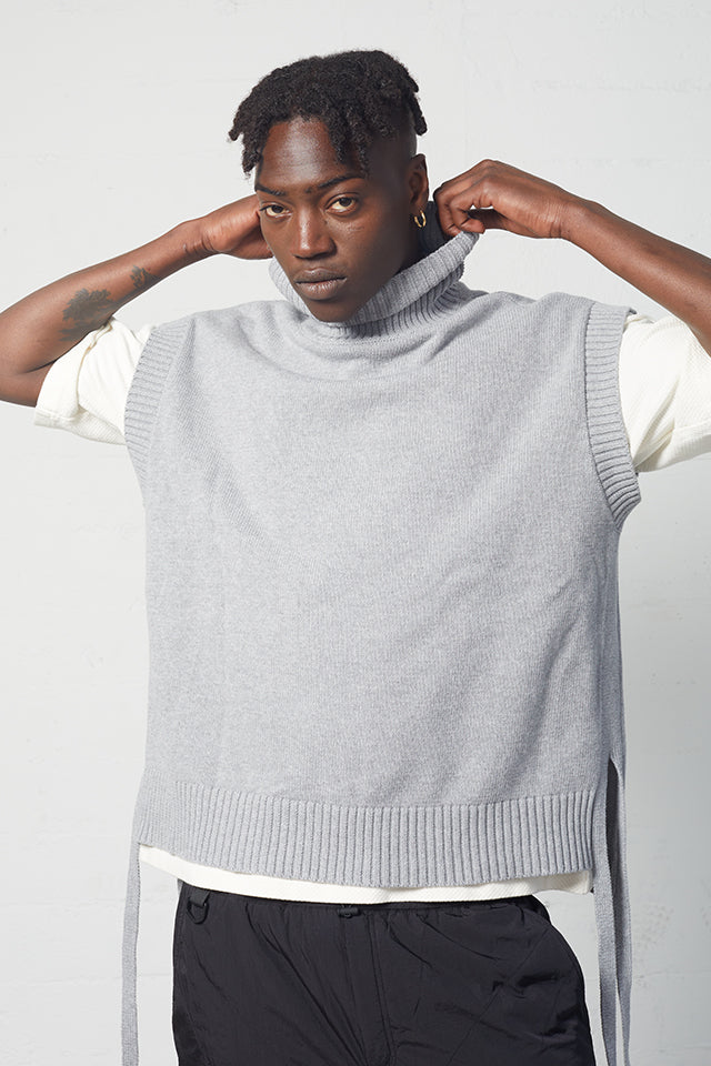Helio Turtleneck Sweater Vest