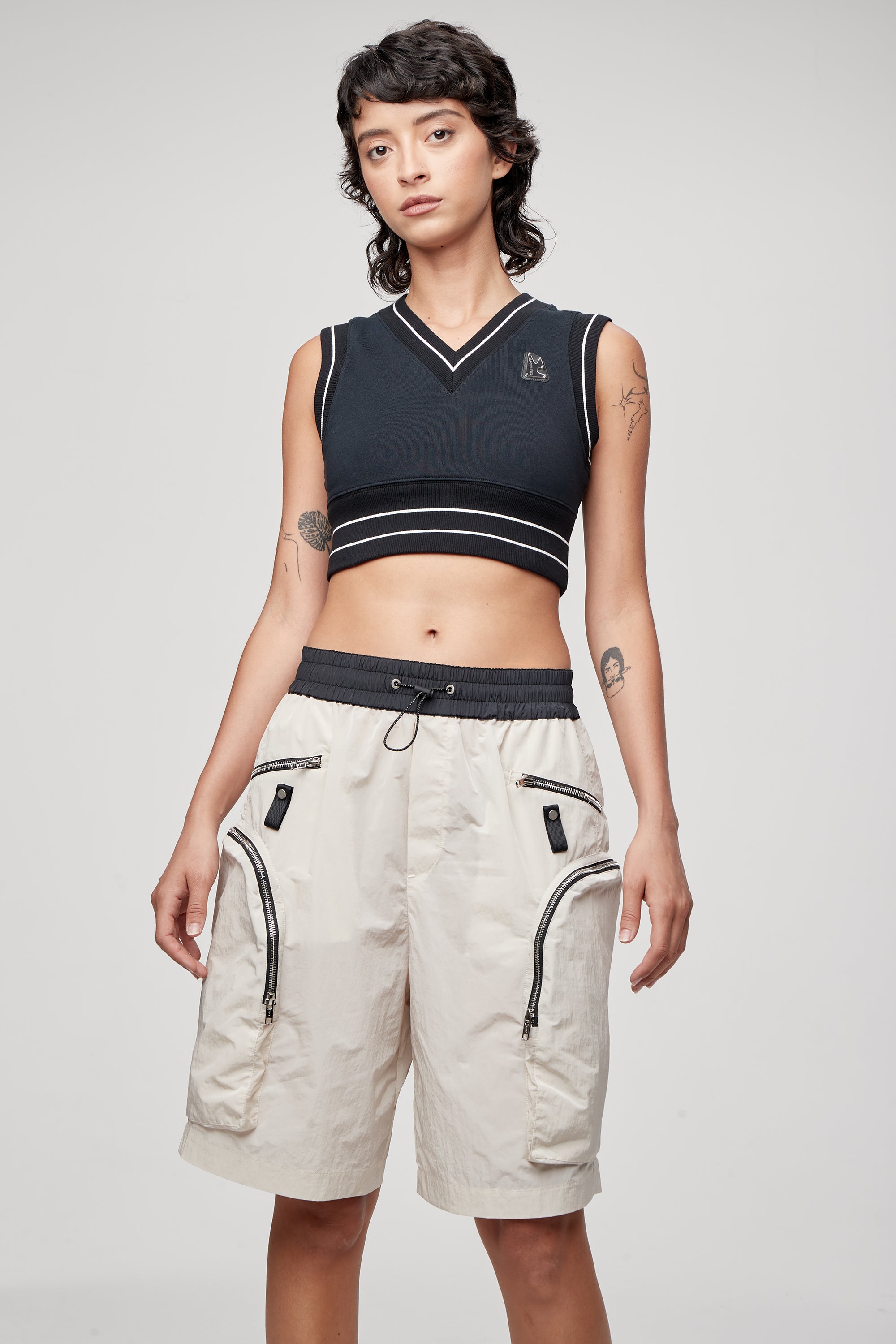 Seles V-Neck Crop Top