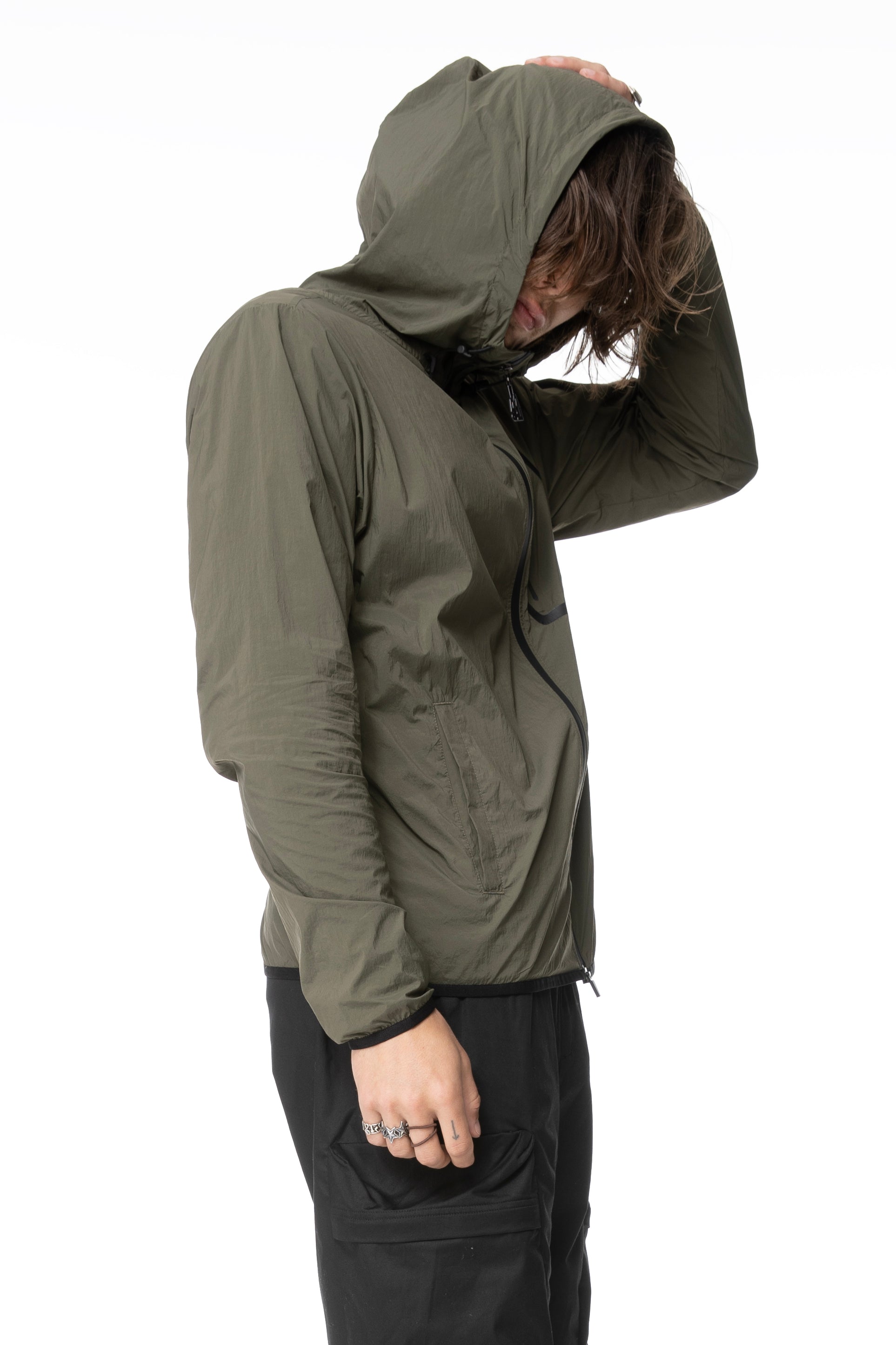 Bristol Featherweight Windbreaker
