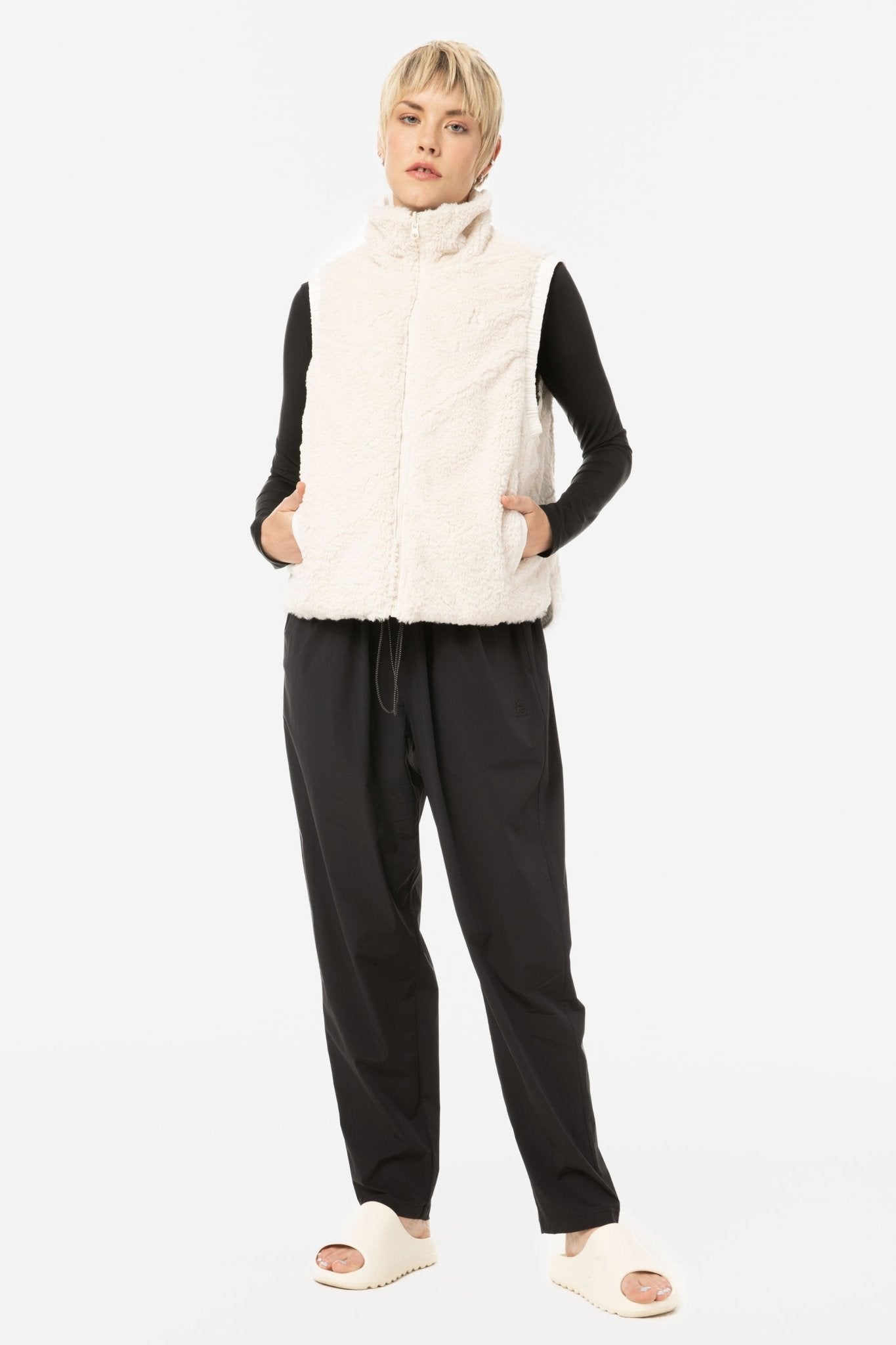 Bradbury Reversible Vest - Magnlens