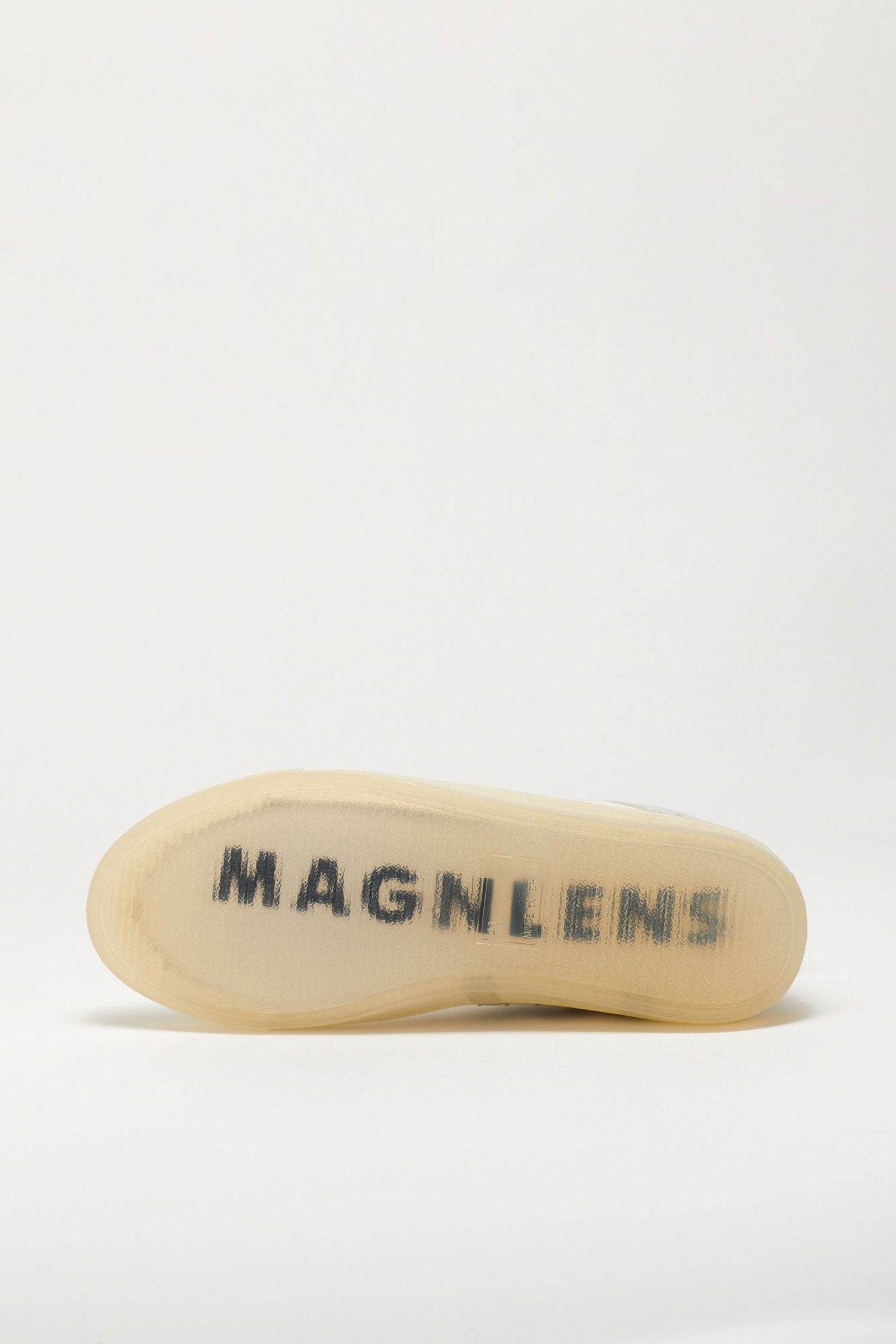 Classic High Top Sneakers - Magnlens
