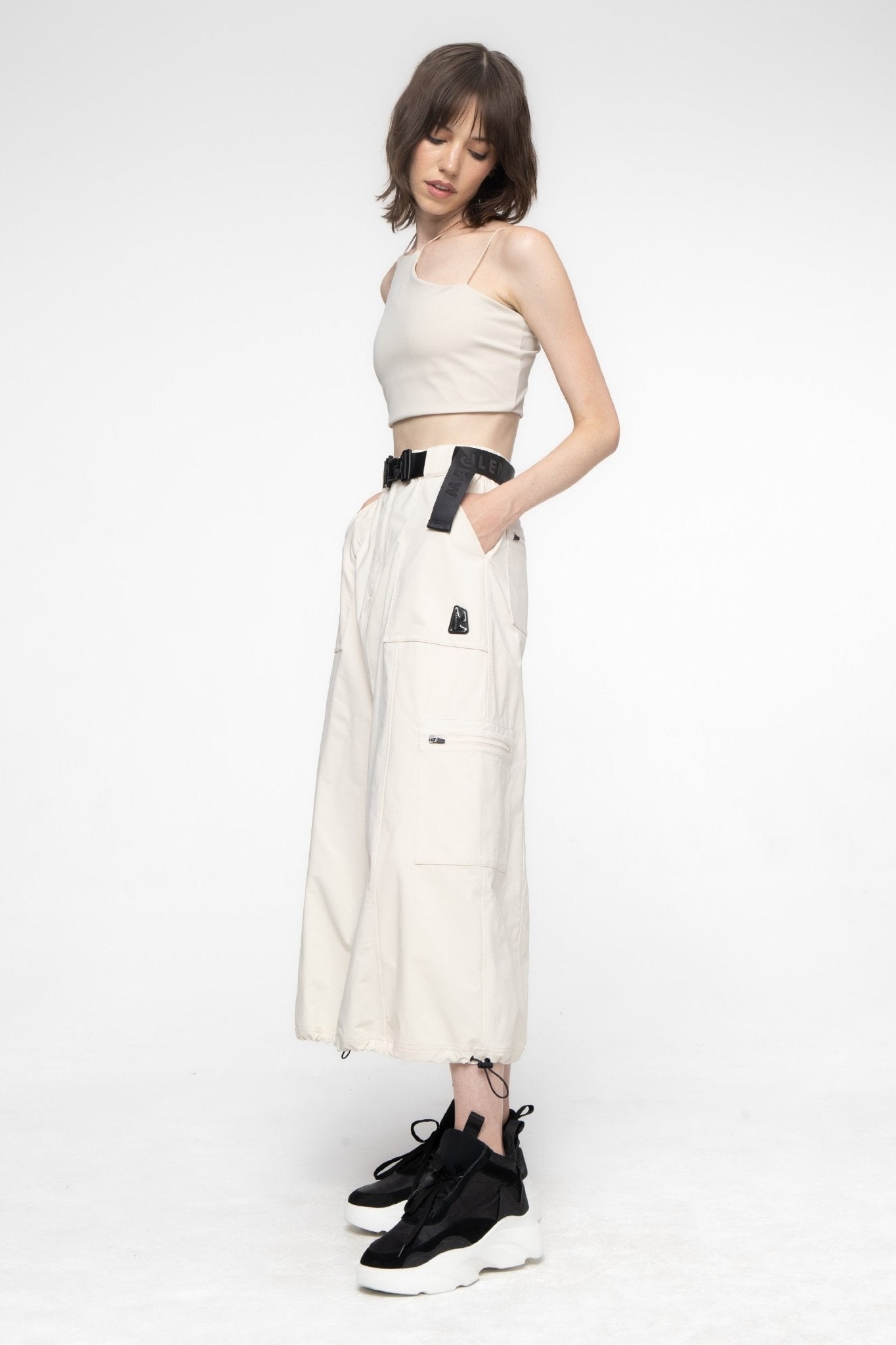 Cochran Asymmetrical Top - Magnlens