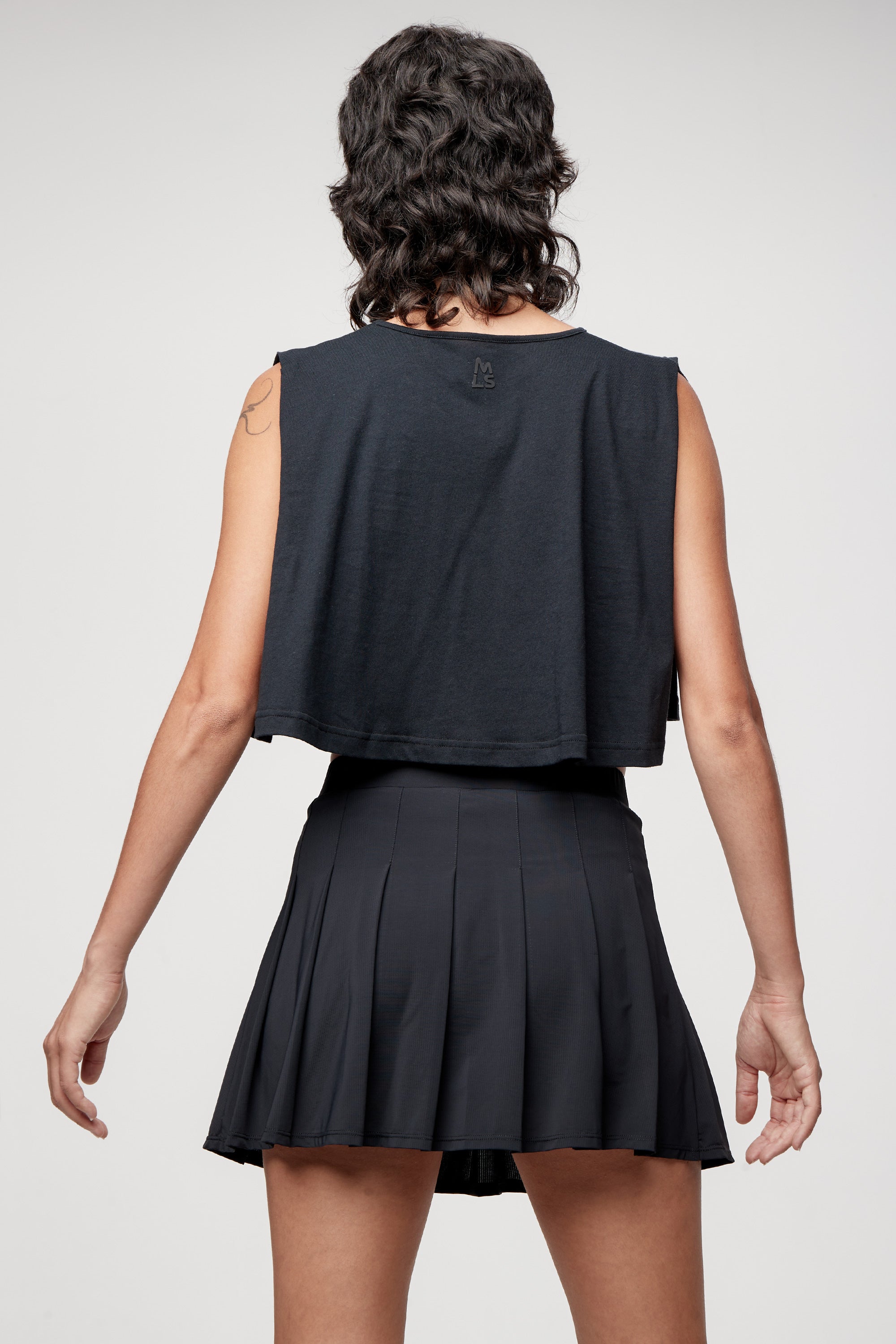 Beldon Full Sweep Crop Tank