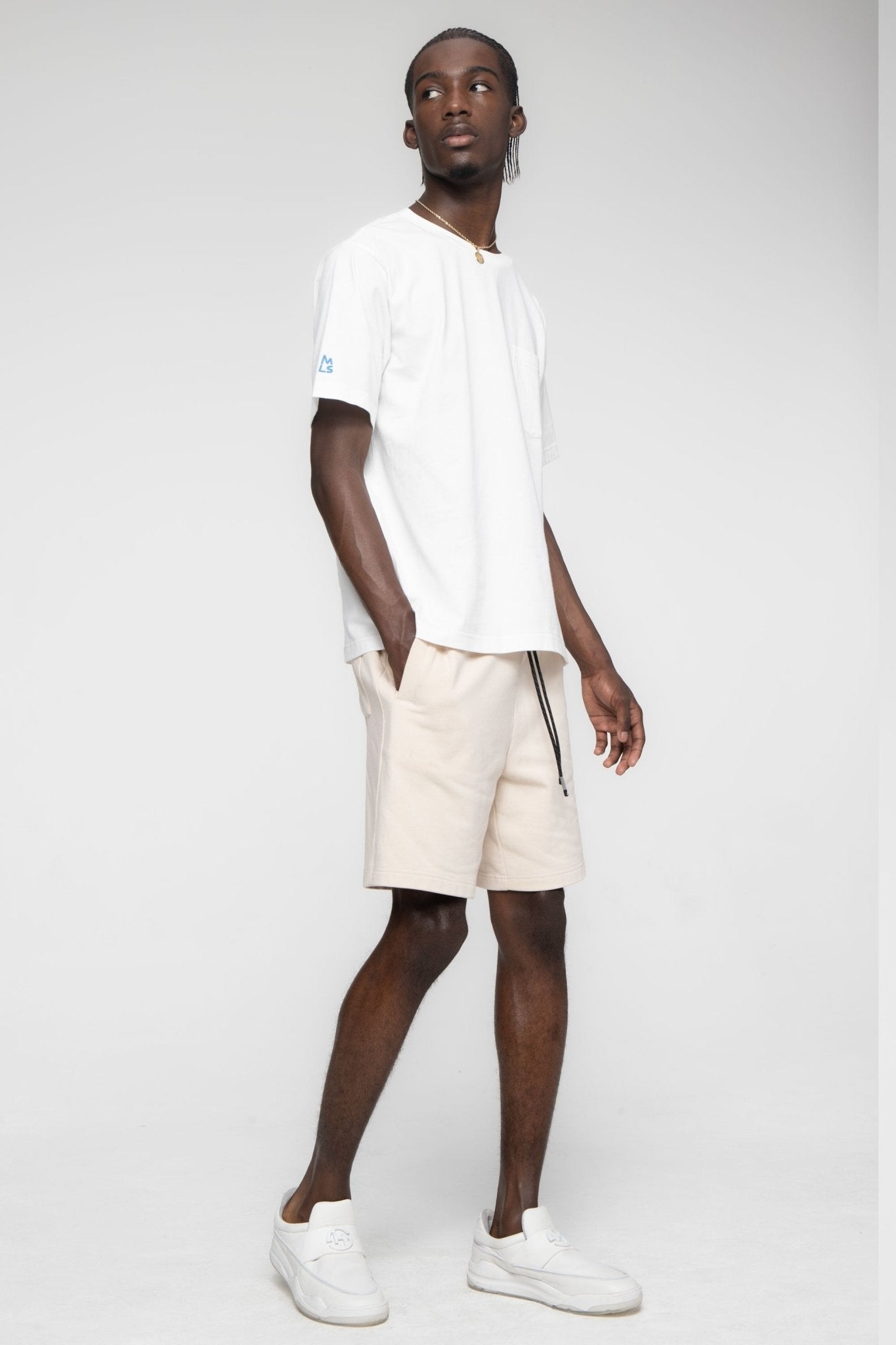 Essential Pocket Tee - Magnlens