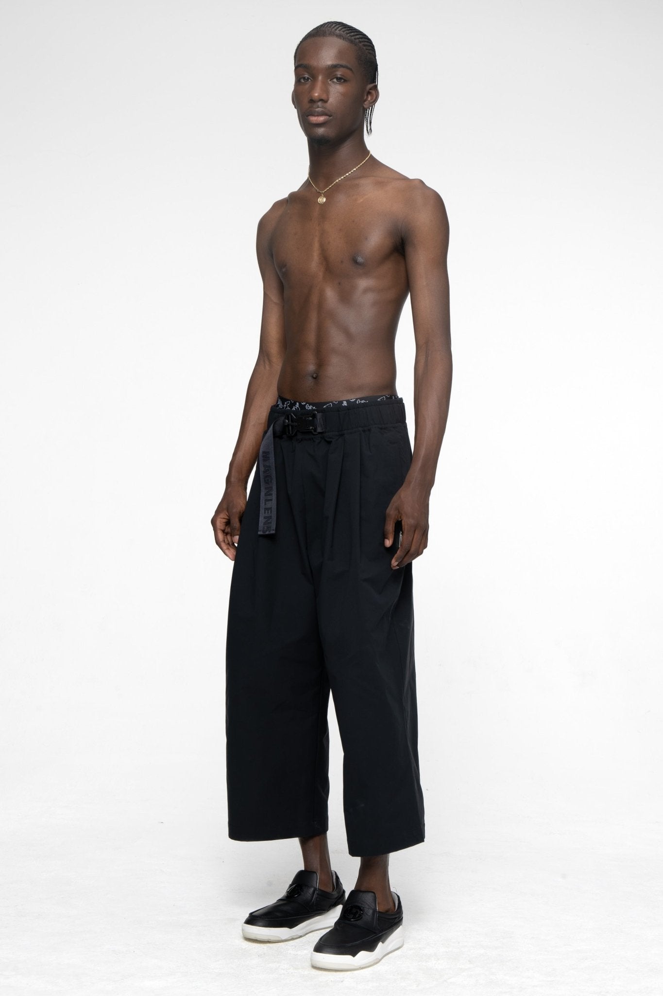 Gundry Wide-Fit Pants - Magnlens