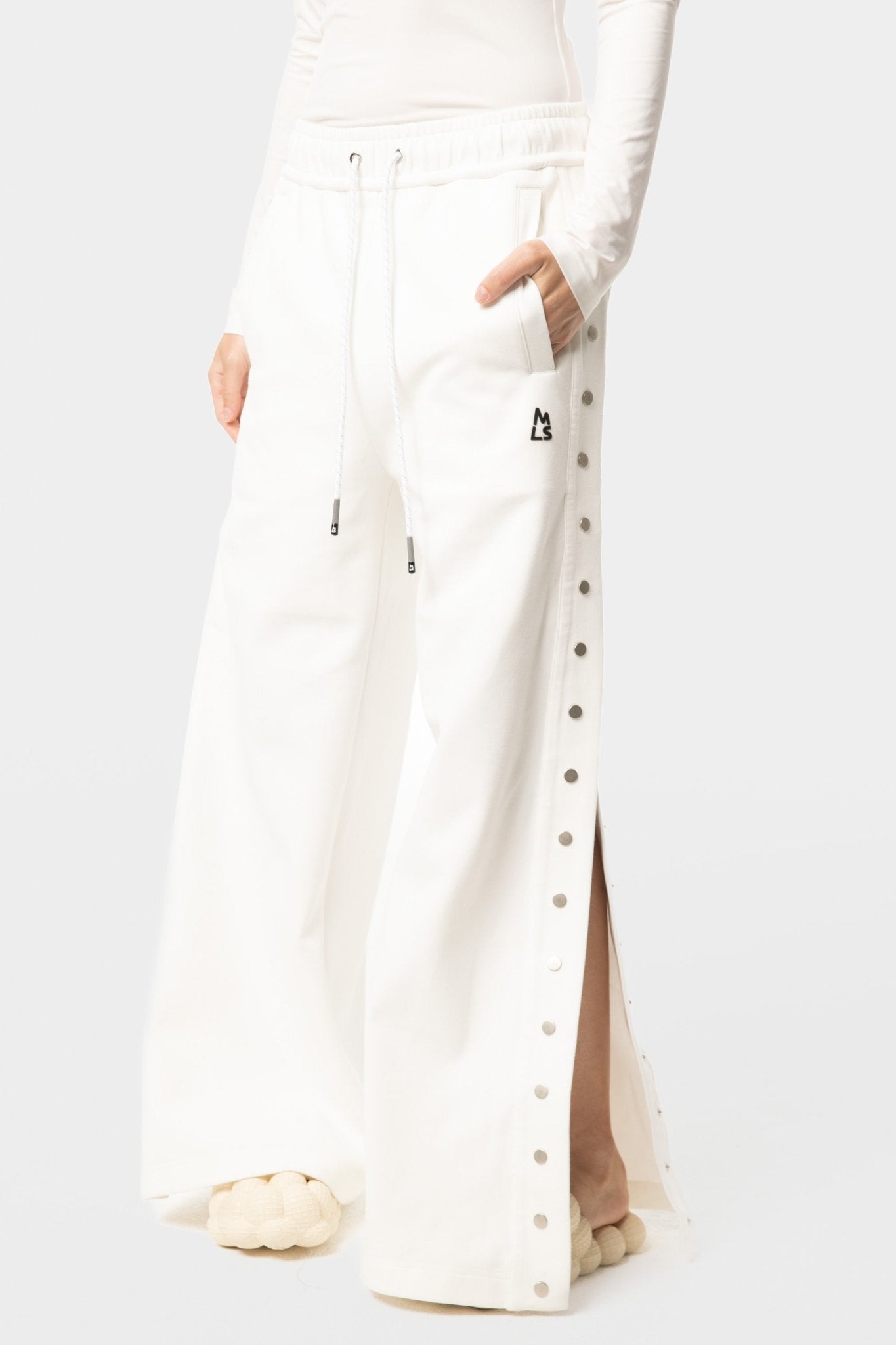 Holman Snap-Off Wide-Leg Pants - Magnlens