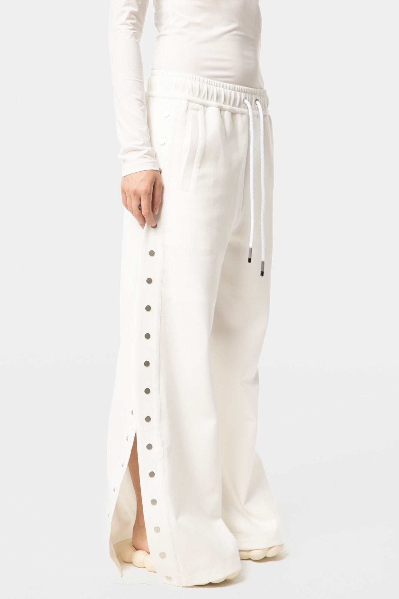 Holman Snap-Off Wide-Leg Pants - Magnlens