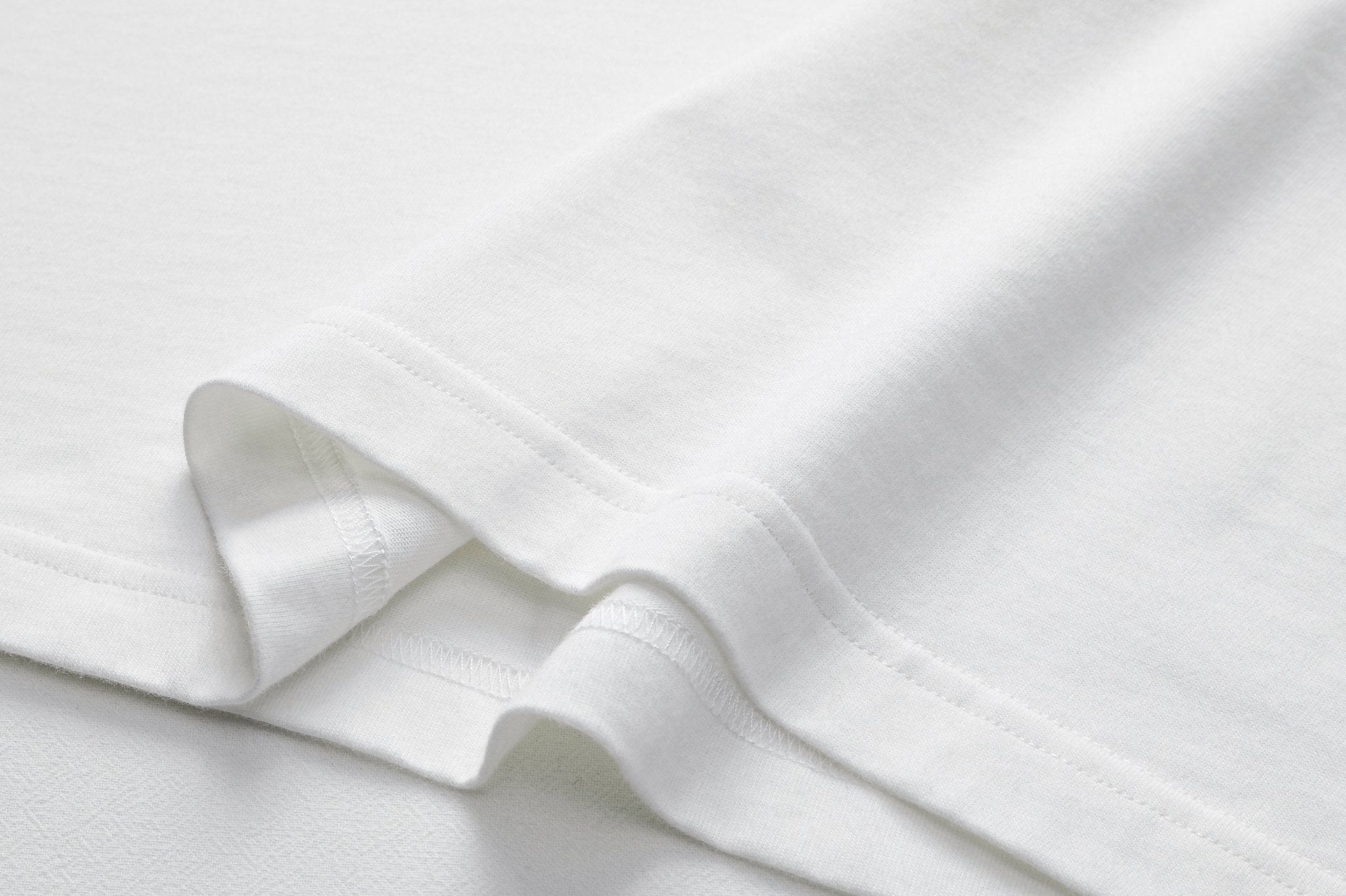 Relaxed Fit Graphic Tee - Magnlens