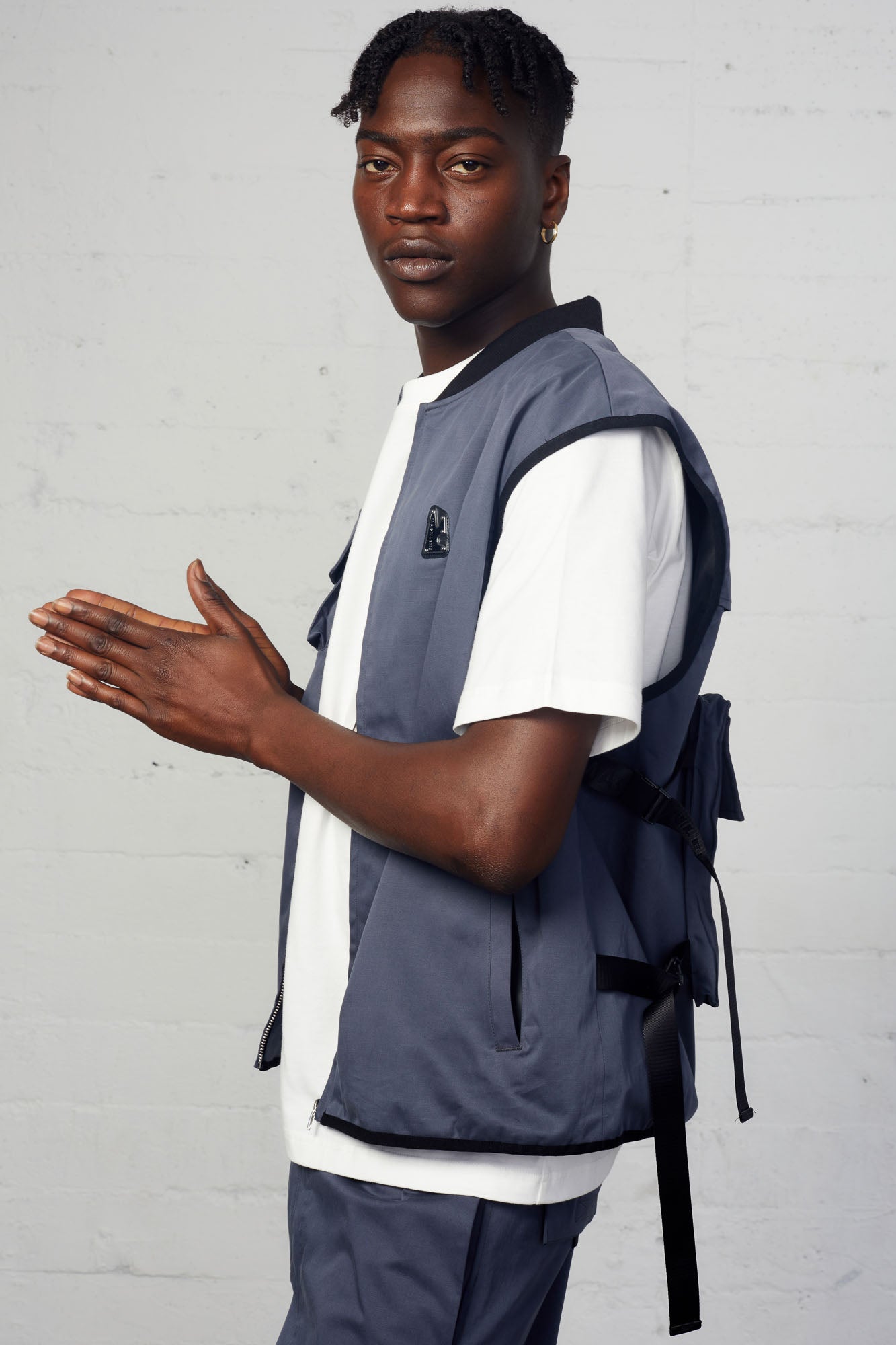 Alto Tactical Vest With Detachable Bag