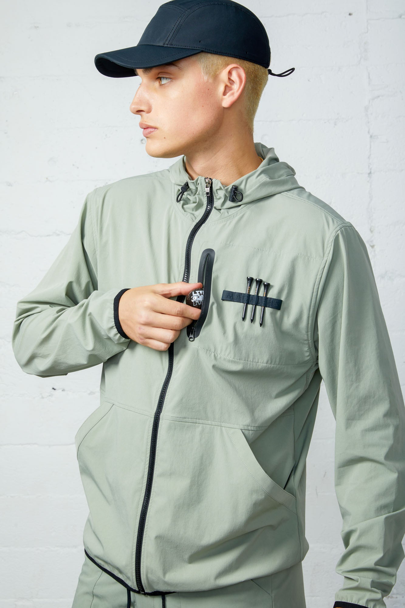 Shell Workout Windbreaker