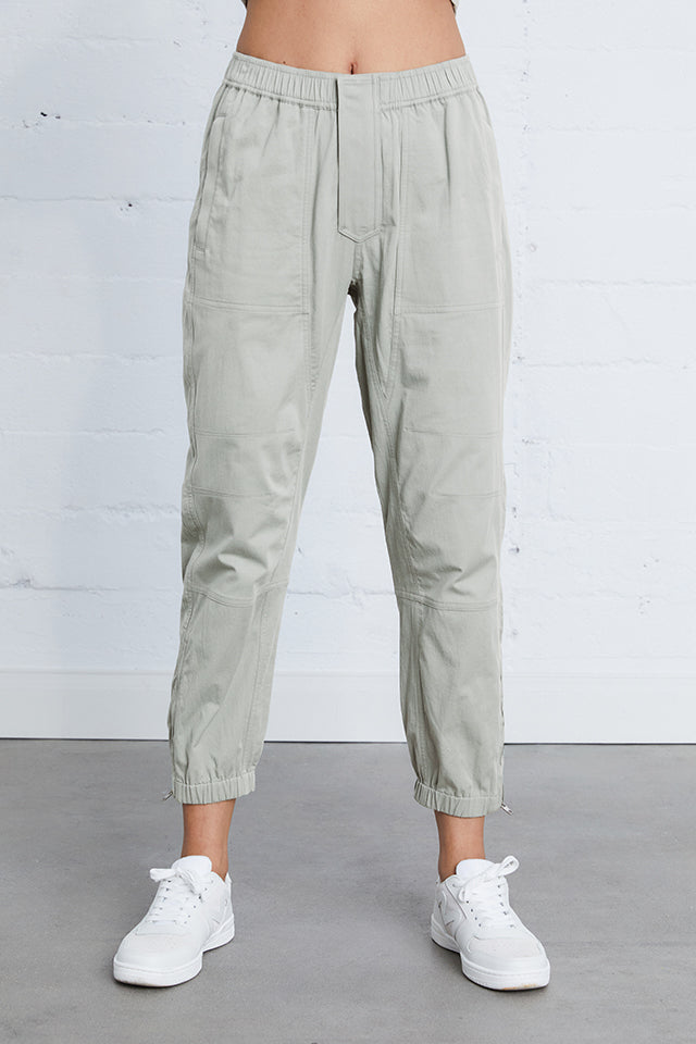 Lindbrook Cargo Pants