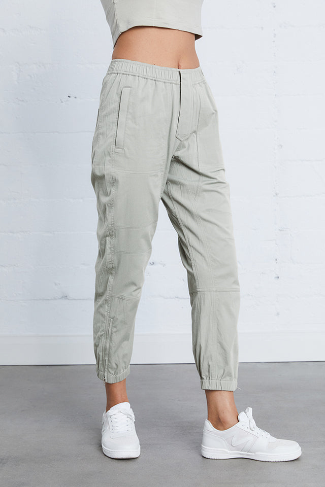 Lindbrook Cargo Pants