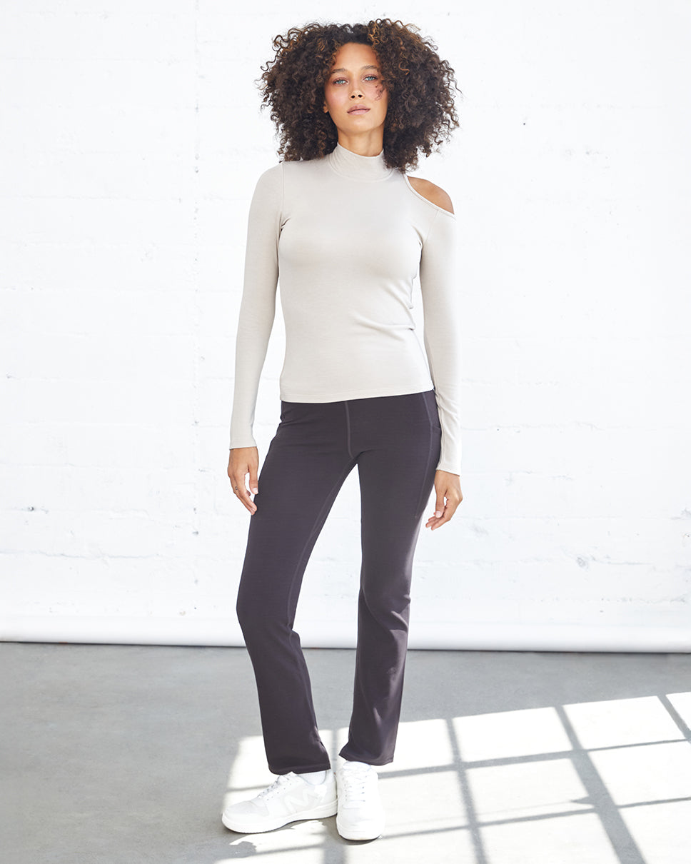 Amber Roya Turtleneck