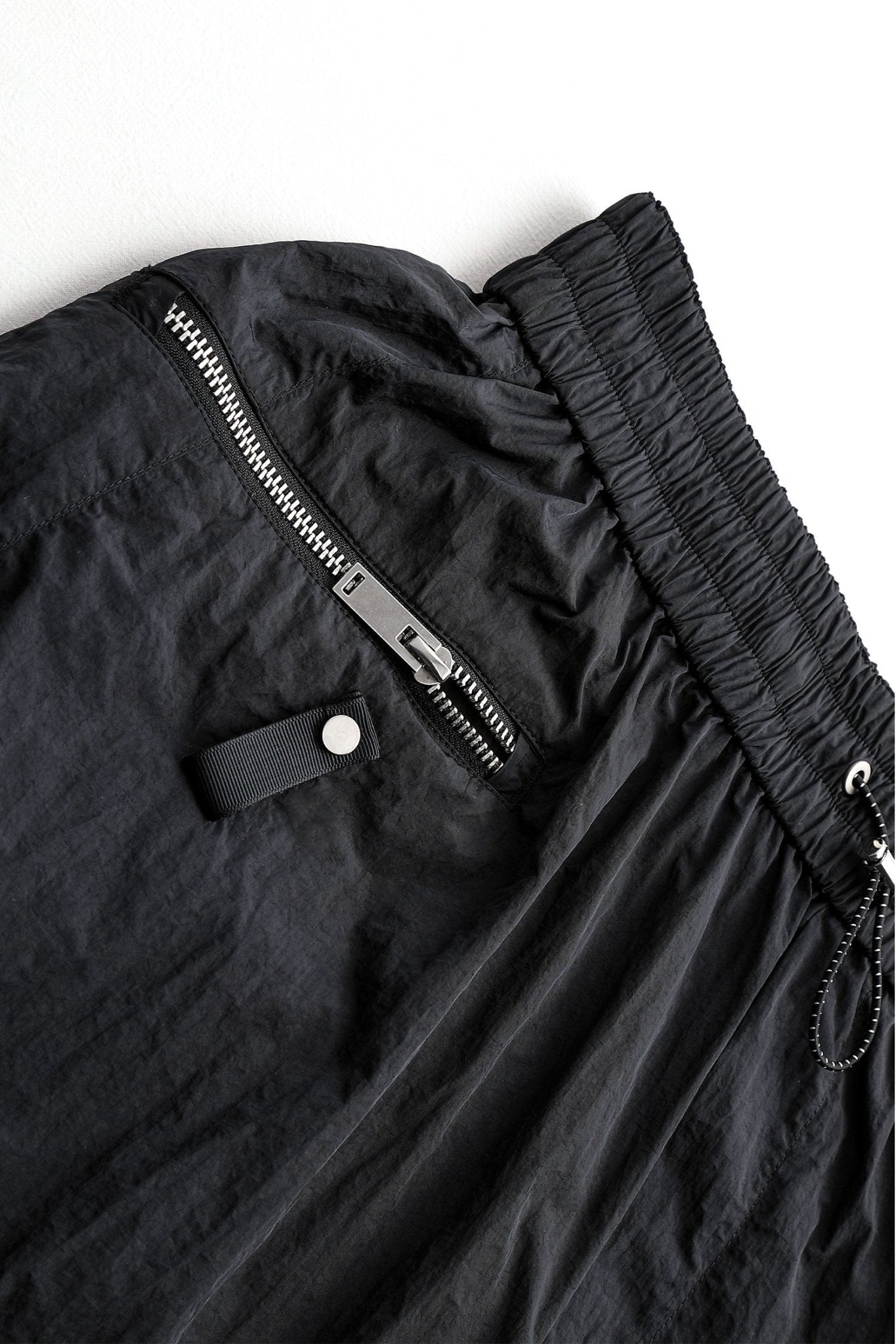 Altair Cargo Shorts - Magnlens